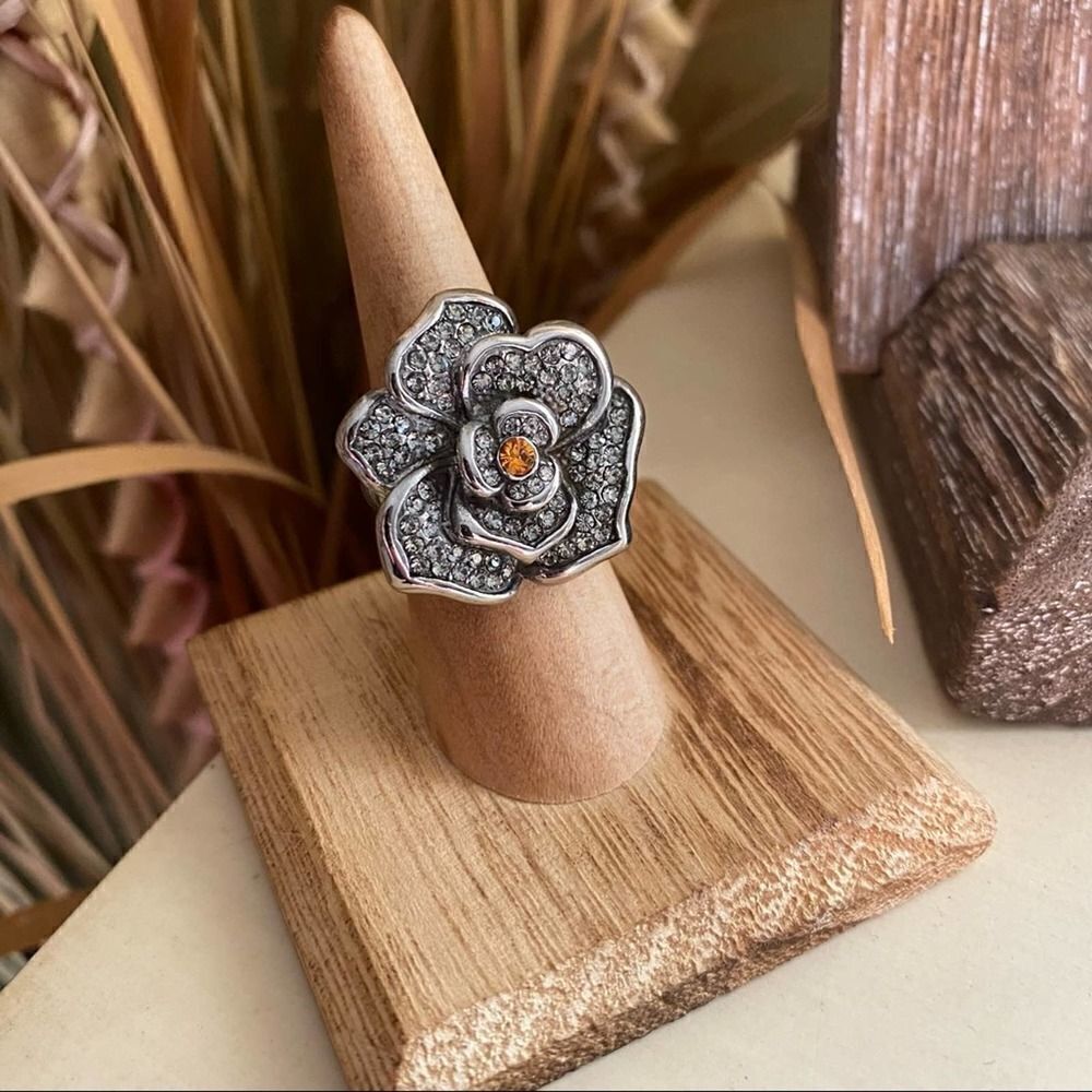 TK316 Stainless Steel Topaz Rhinestone Flower Ring Size 6